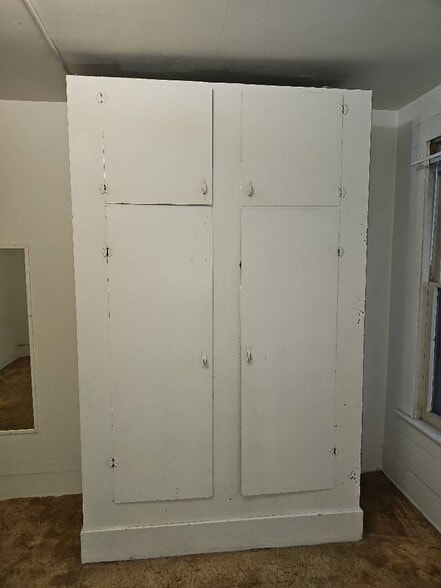 Building Photo - 614 Water St