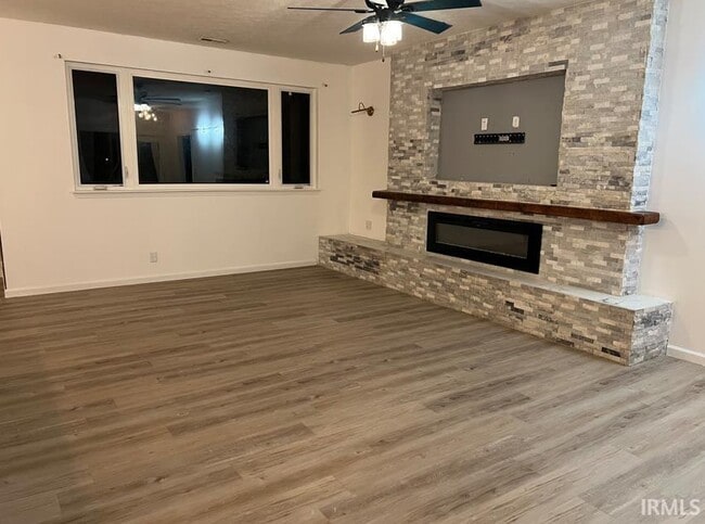 Building Photo - 861 Farrier Pl