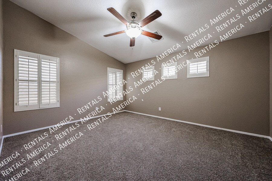 Building Photo - 36322 W Alhambra St