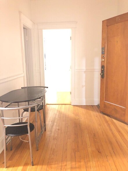 Building Photo - 69 Quint Ave