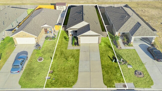 Building Photo - 22156 Juniper Crossing Dr