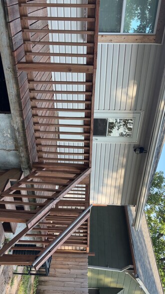 Building Photo - 1335 Gregan Pl
