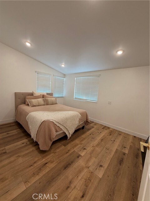 Building Photo - 3221 E Curry St