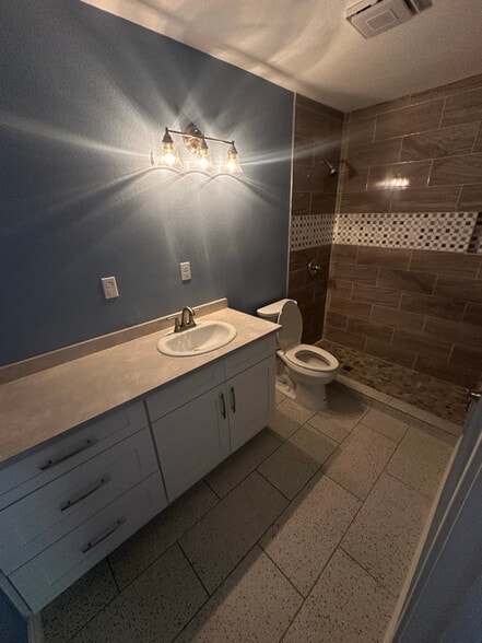 Building Photo - 11203 Belair Dr