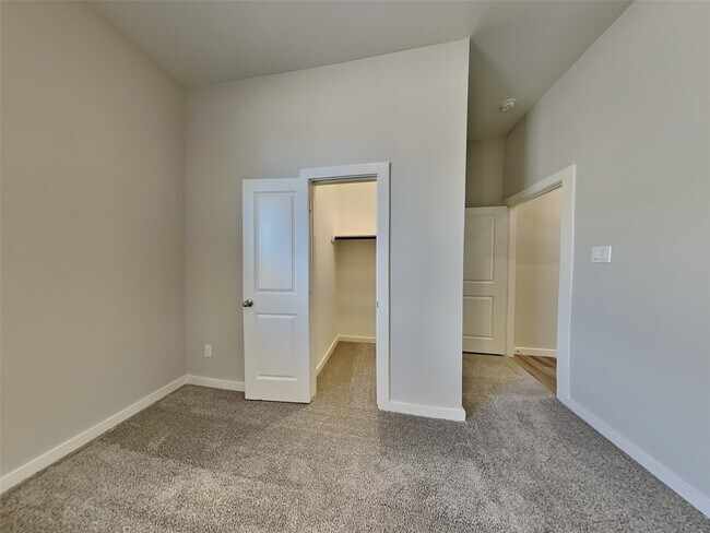 Building Photo - 2307 Cohorn Trl