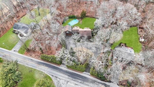 Building Photo - 807 Union Ave