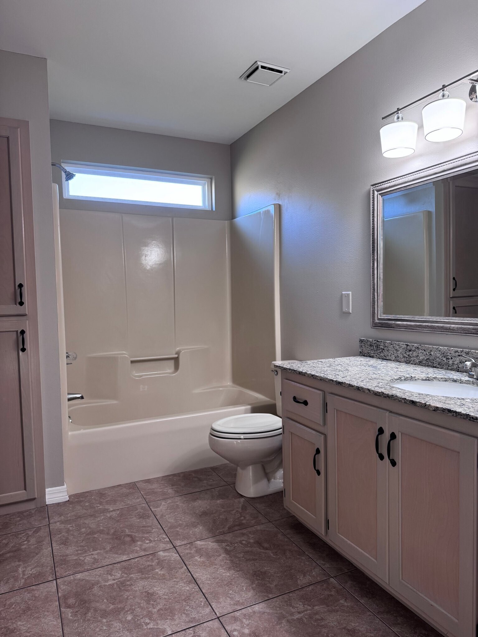 Building Photo - 3201 Kingsmill Dr