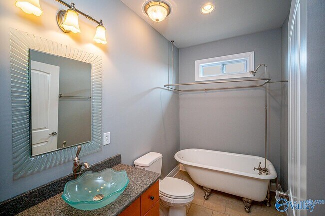 Building Photo - 26105 Apple Orchard Ln