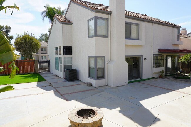 Building Photo - 23848 Bouquet Canyon Pl
