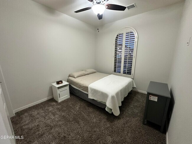 Building Photo - 10729 Deion Sanders Dr