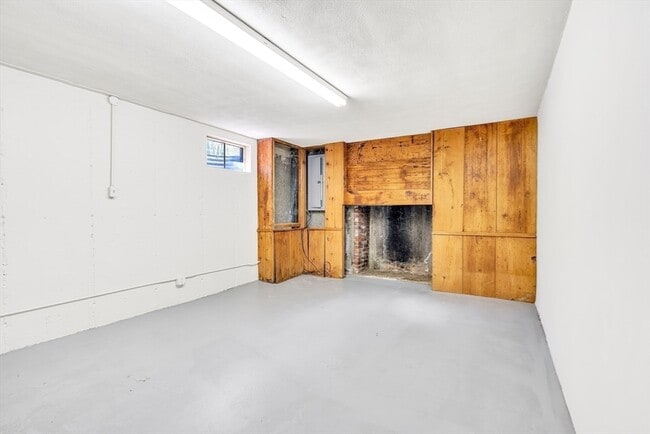 Building Photo - 310 Hayward Mill Rd