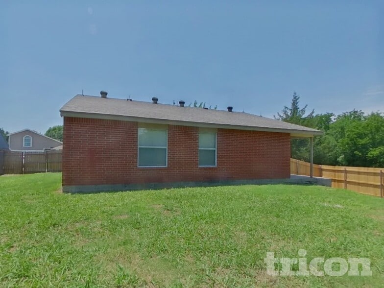Building Photo - 6701 Spur Ridge Ct
