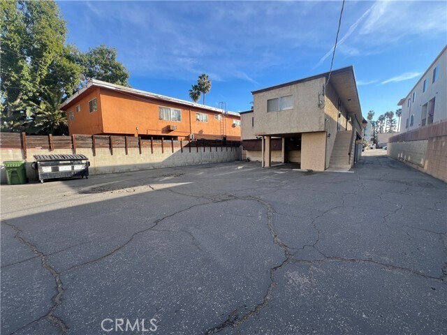 Building Photo - 14817 Sylvan St