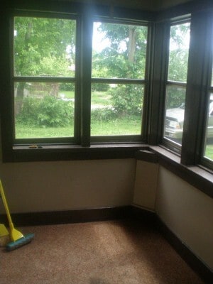 Enclosed front porch - 208 Avondale Ave