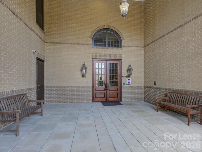 Building Photo - 3278 Park Rd