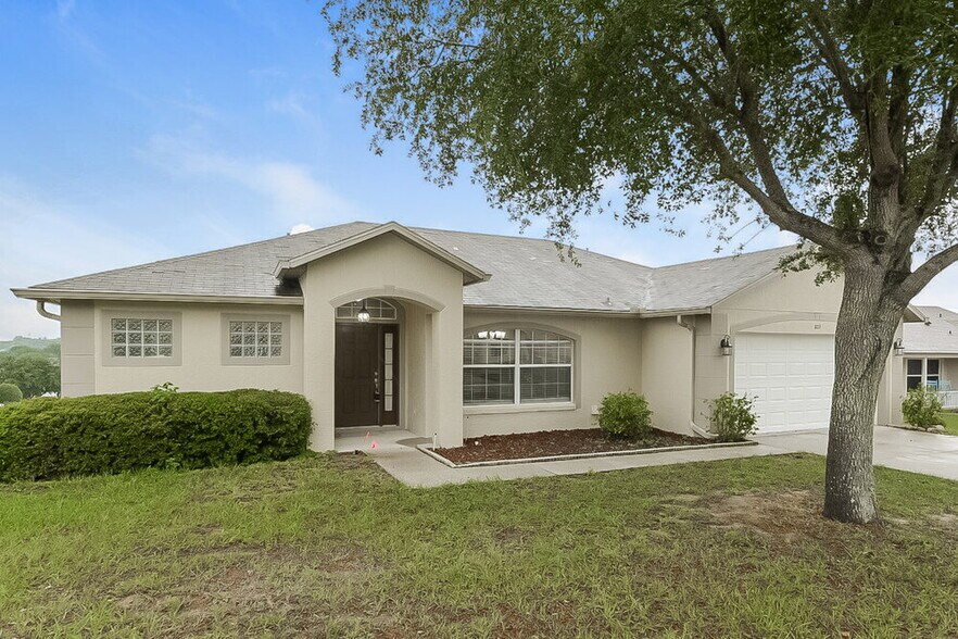 Primary Photo - 803 Shore Breeze Way