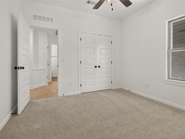 Building Photo - 16248 S 89th E Ave