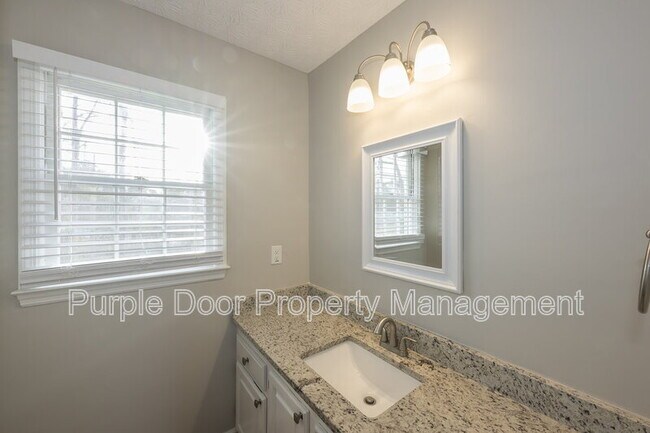 Building Photo - 4281 Keheley Lake Dr