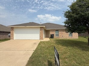 Building Photo - 3906 Kevin Shaw Dr
