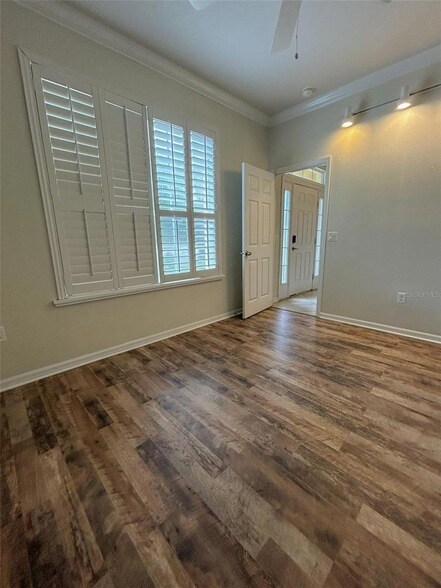 Building Photo - 691 Pensacola Ln