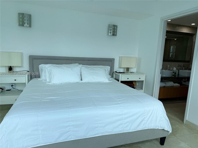 Building Photo - 6000 Indian Creek Dr