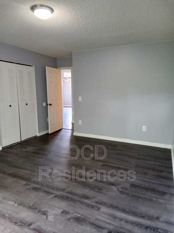 Building Photo - 11330 Cockle Dr