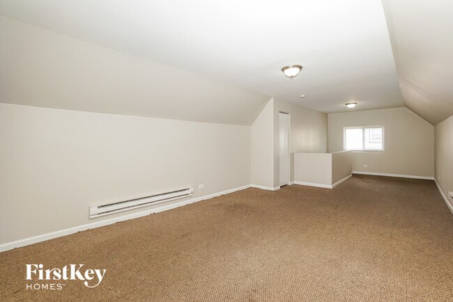 Building Photo - 17508 Greenbay Ave