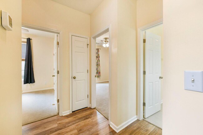 Building Photo - 4732 Lewis And Clark Trail