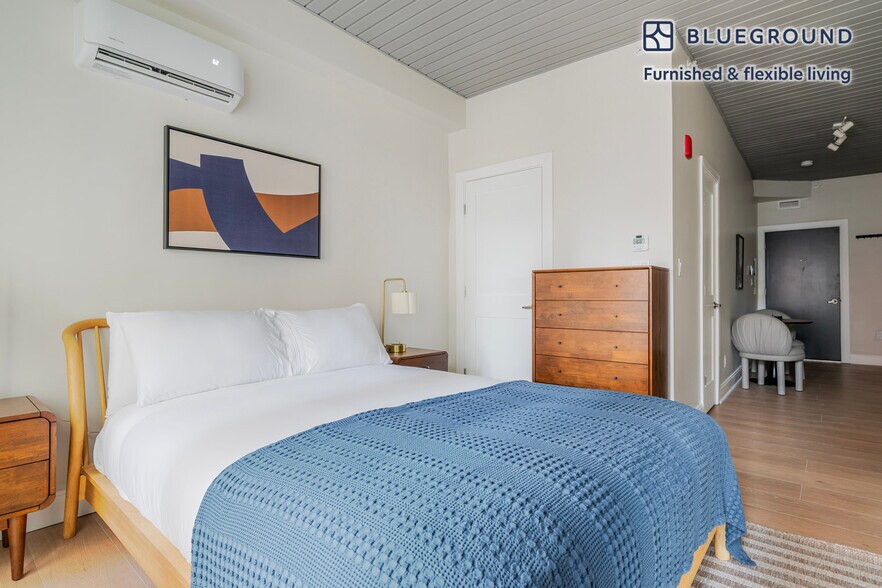 Building Photo - 44 Bromfield St