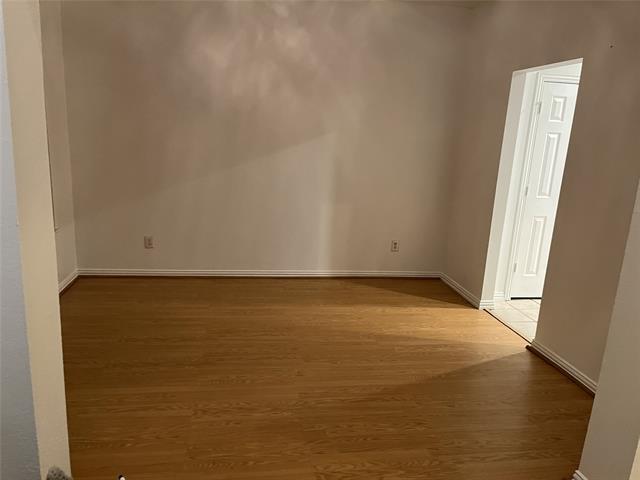 Building Photo - 1005 Leoti Ln