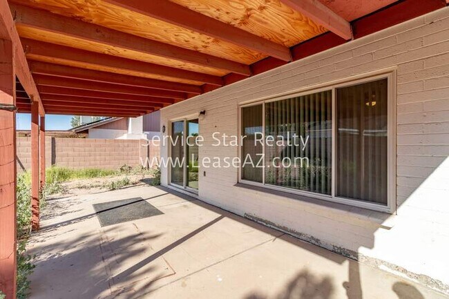 Building Photo - 16267 N 29th Dr