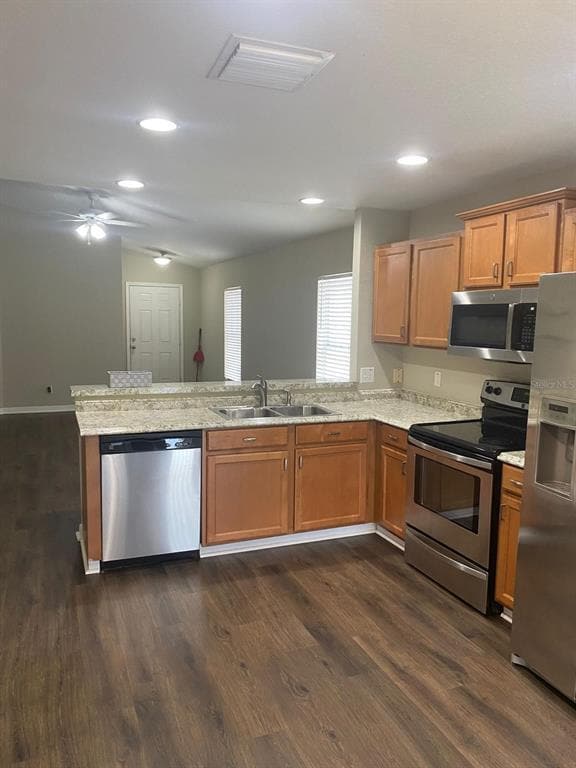 Building Photo - 8411 Deer Chase Dr