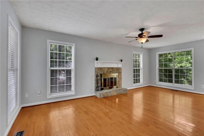 Building Photo - 4400 Autumn Glo Ct