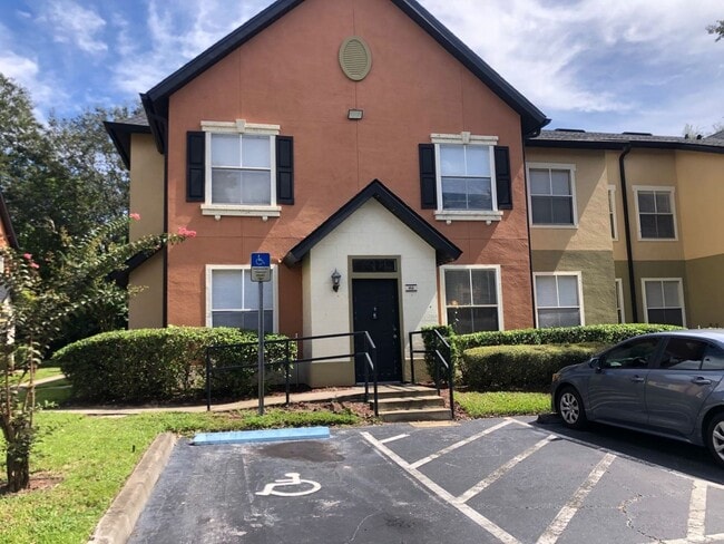 Primary Photo - Gorgeous apartment for rent!