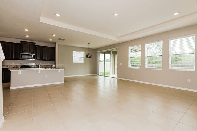 Building Photo - 8679 Bower Bass Cir