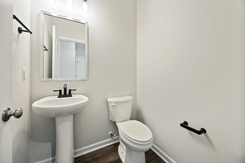 Building Photo - 296 Torslanda Ln