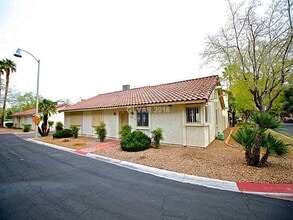 Building Photo - 833 Spyglass Ln