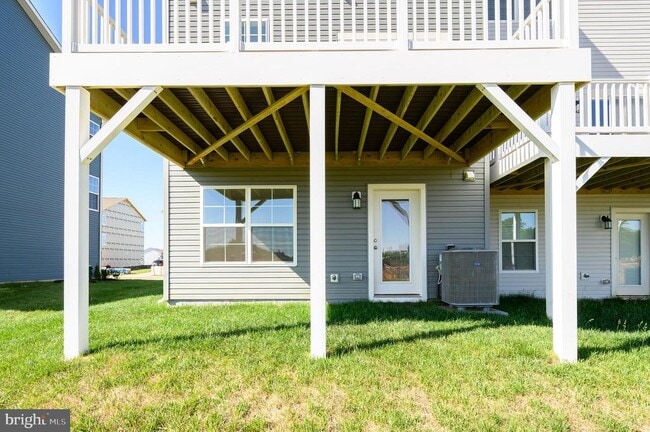 Building Photo - 450 Seeback Dr