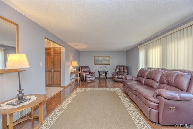 Building Photo - 6784 Bear Ridge Rd