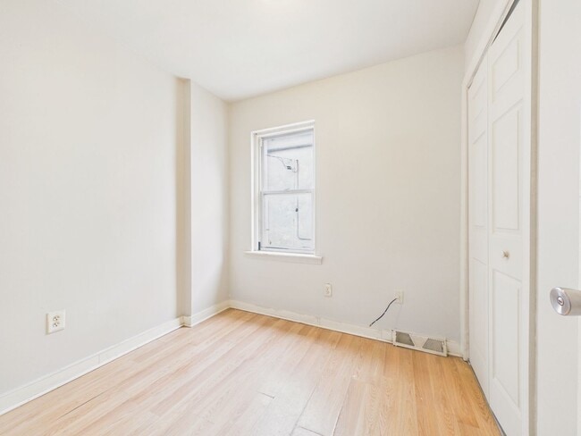 Building Photo - 1434 N 4th St