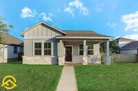 Building Photo - 3008 Sage Ranch Dr