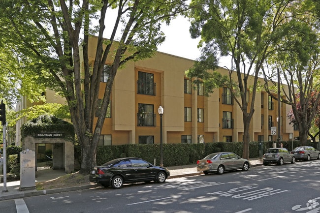 Building Photo - Brannon Court