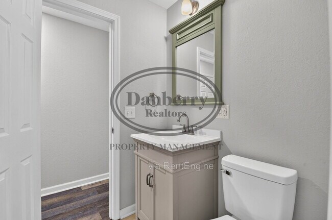 Building Photo - 6051 Graystone Dr