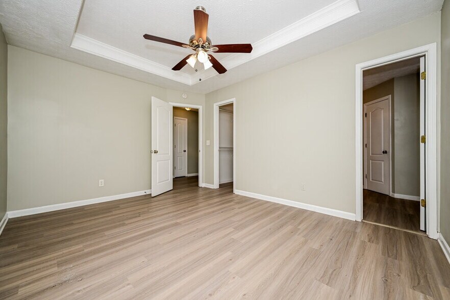 Building Photo - 5055 Towne Park Dr