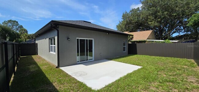 Building Photo - 13911 Ginger Creek Blvd