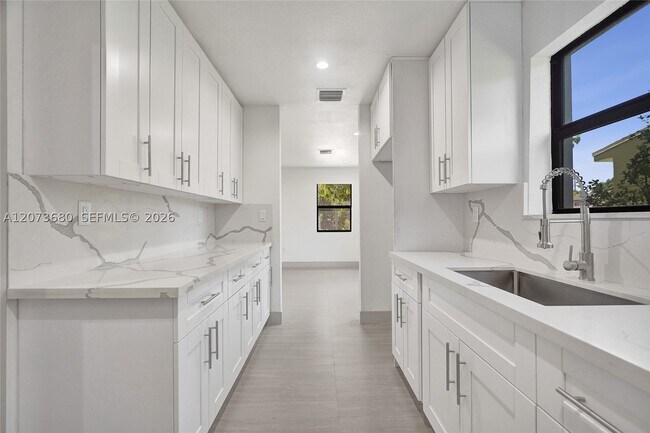 Building Photo - 3053 NW 59th St