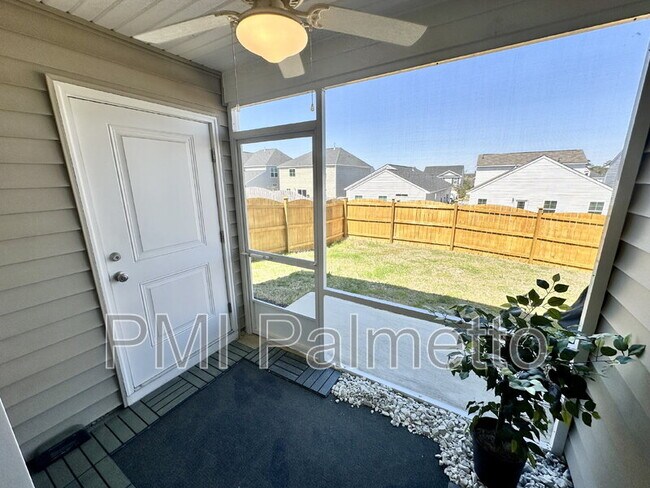 Building Photo - 409 Eclipse Ln