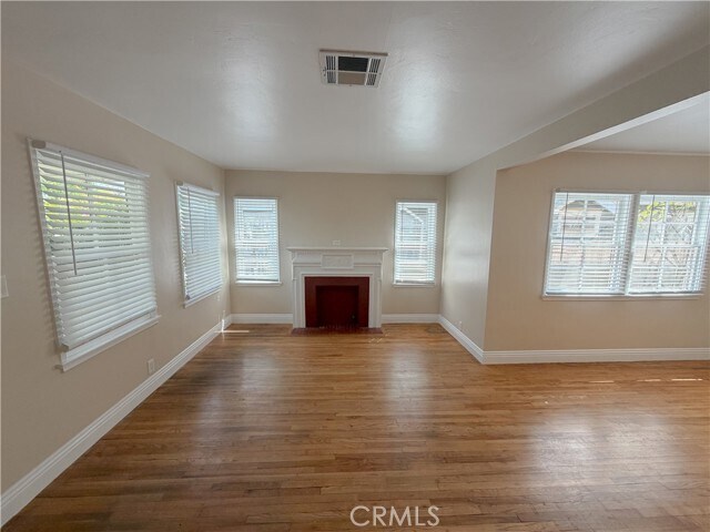 Building Photo - 126 S Batavia St