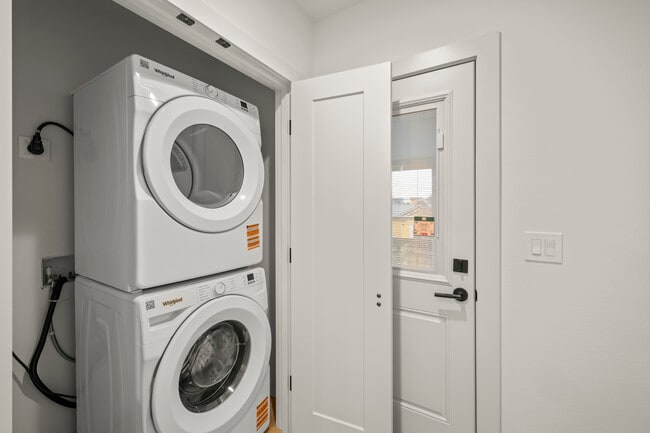 Building Photo - 110 NW 83rd St