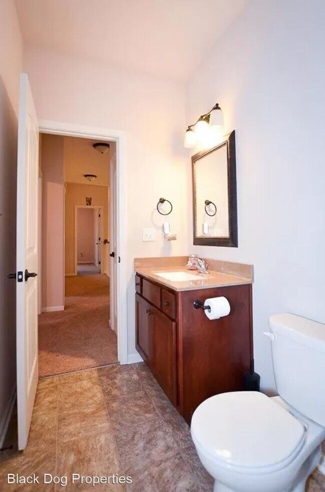 Building Photo - 5 br, 3 bath House - 2421 Brooke Bend